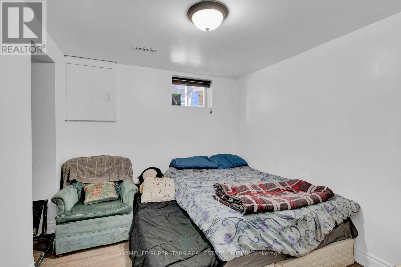 24 Archway Crescent W, Toronto, Ontario  M9M 1V6 - Photo 39 - W12172097