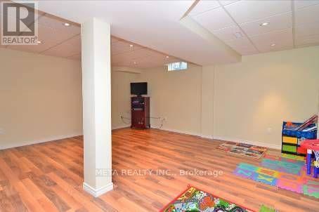 87 Banbrooke Crescent, Newmarket (Summerhill Estates), Ontario  L3X 2W9 - Photo 8 - N12170743