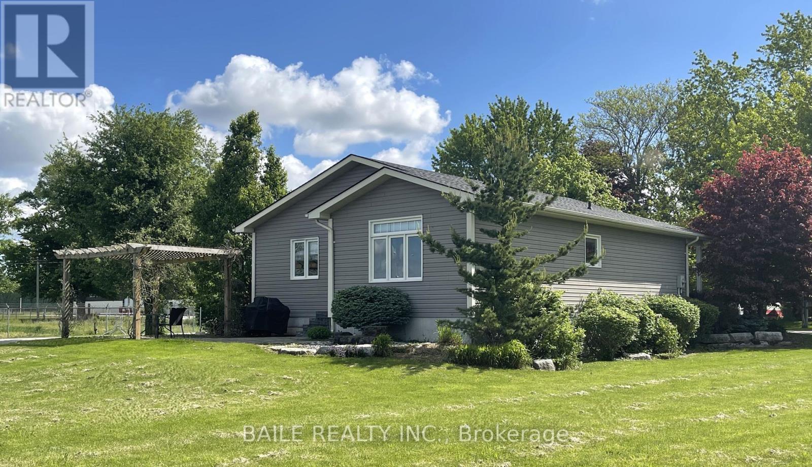 3293 Morrell St Street, Brooke-Alvinston, Ontario  N0N 1A0 - Photo 24 - X12172121