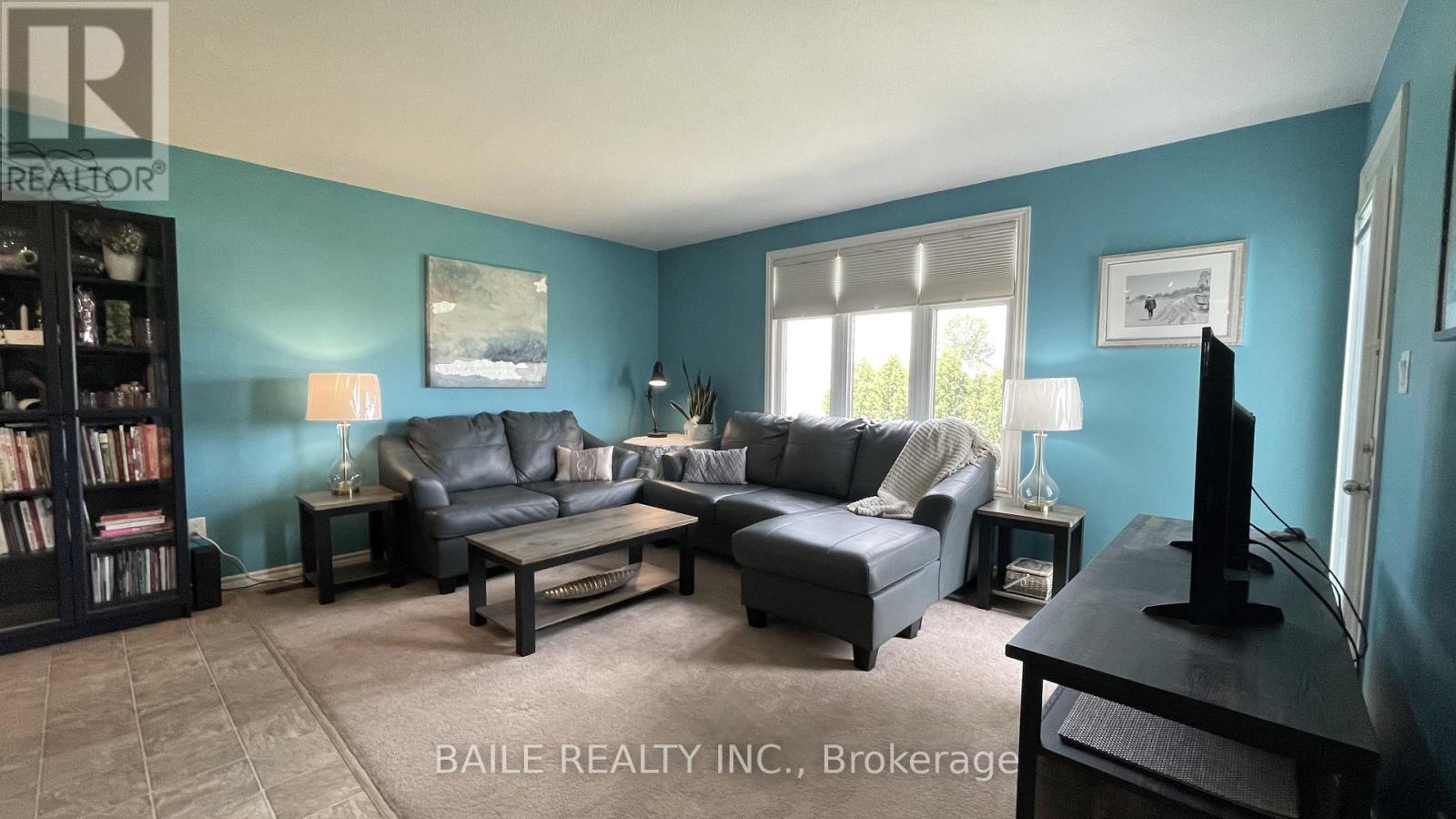 3293 Morrell St Street, Brooke-Alvinston, Ontario  N0N 1A0 - Photo 7 - X12172121
