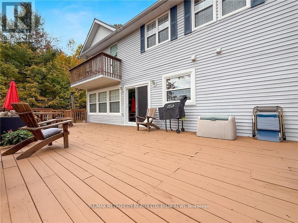 121 Pheasant Run, Greater Madawaska, Ontario  K0J 1H0 - Photo 26 - X12172122