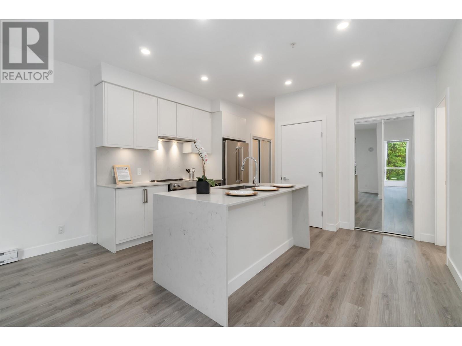 301 700 Clarke Road, Coquitlam, British Columbia  V3J 3Y1 - Photo 9 - R3004199