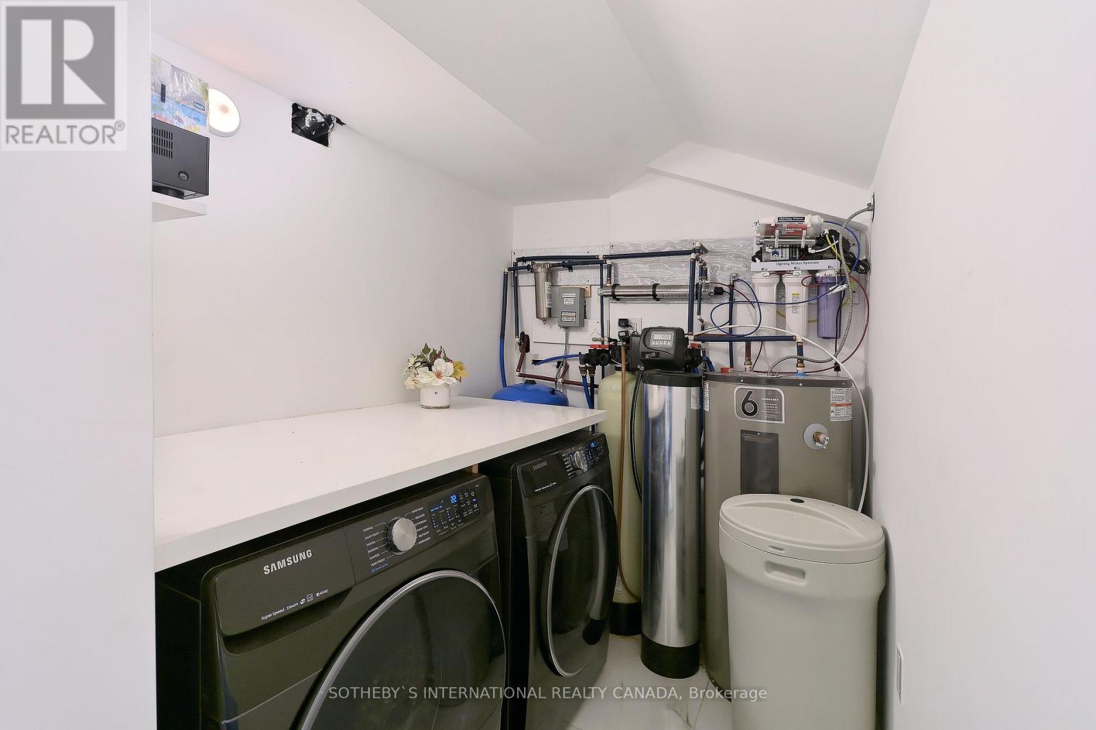 38 Hilltop Boulevard, Whitchurch-Stouffville, Ontario  L0H 1G0 - Photo 15 - N12090275