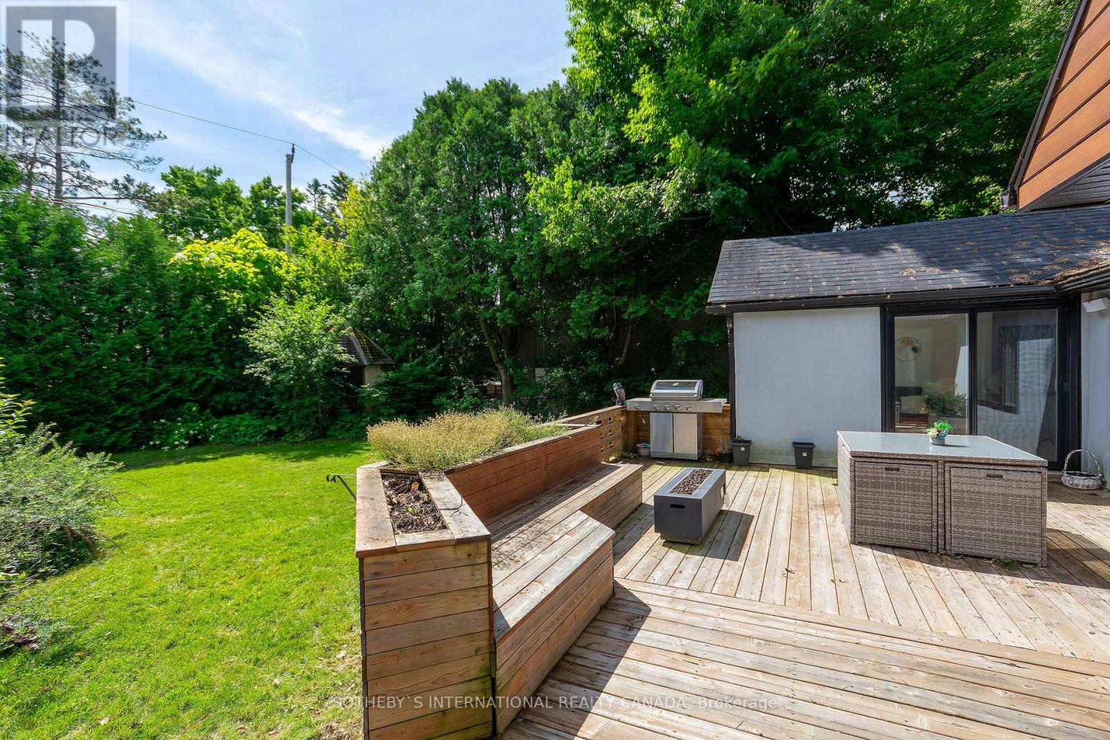 38 Hilltop Boulevard, Whitchurch-Stouffville, Ontario  L0H 1G0 - Photo 4 - N12090275