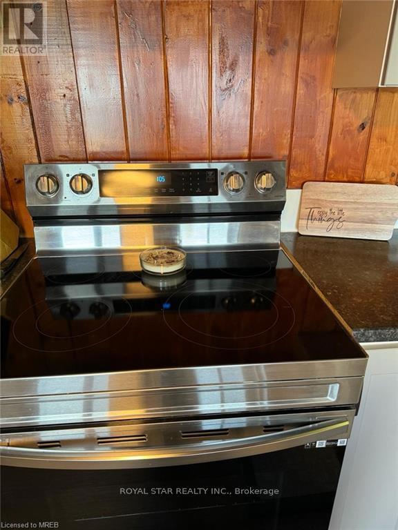 85 Simpson Avenue, Northern Bruce Peninsula, Ontario  N0H 2R0 - Photo 24 - X12172130