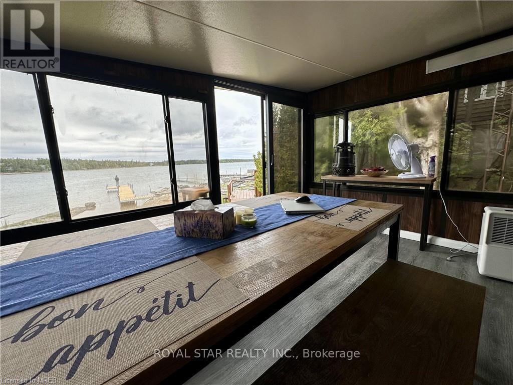 85 Simpson Avenue, Northern Bruce Peninsula, Ontario  N0H 2R0 - Photo 31 - X12172130