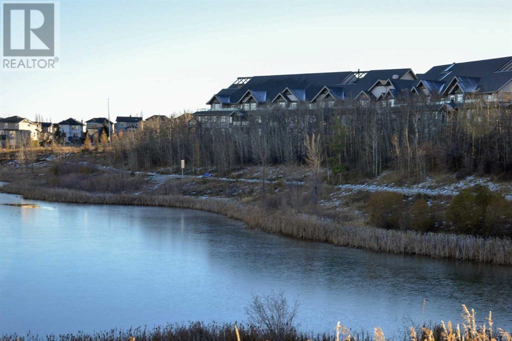 Property at 235, 35 ASPENMONT Heights SW image 1