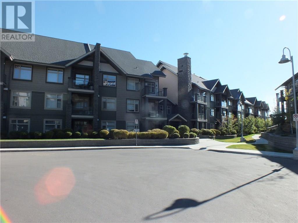 Property at 235, 35 ASPENMONT Heights SW image 3