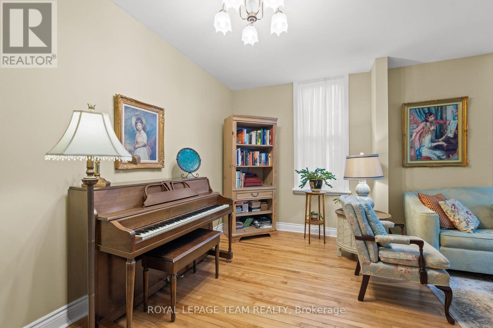 82 Lake Avenue E, Carleton Place, Ontario  K7C 1K8 - Photo 12 - X12172150