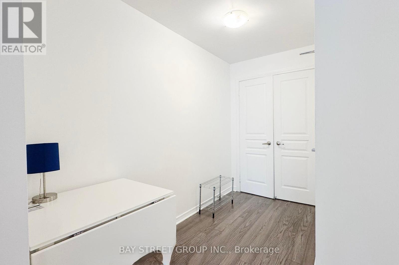 1217 - 352 Front Street W, Toronto, Ontario  M5V 1B5 - Photo 14 - C12172138