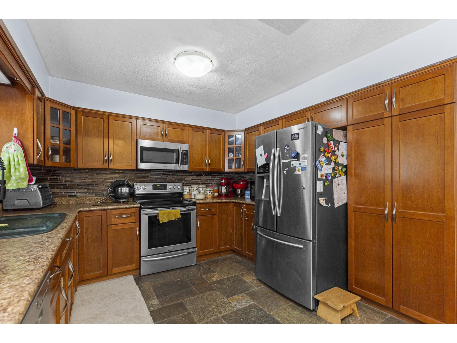 Property at 35337 ROCKWELL DRIVE image 5