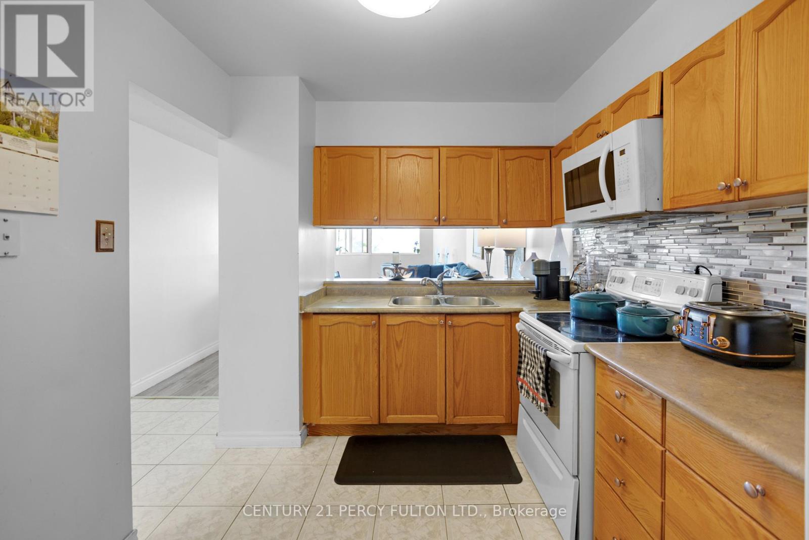 310 - 238 Albion Road, Toronto, Ontario  M9W 6A7 - Photo 5 - W12172146