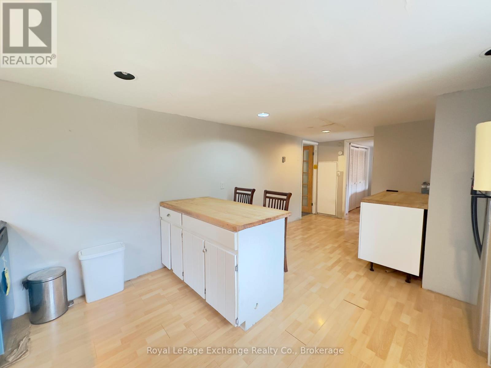 14 Victoria Street, Kincardine, Ontario  N0G 2T0 - Photo 11 - X12172161