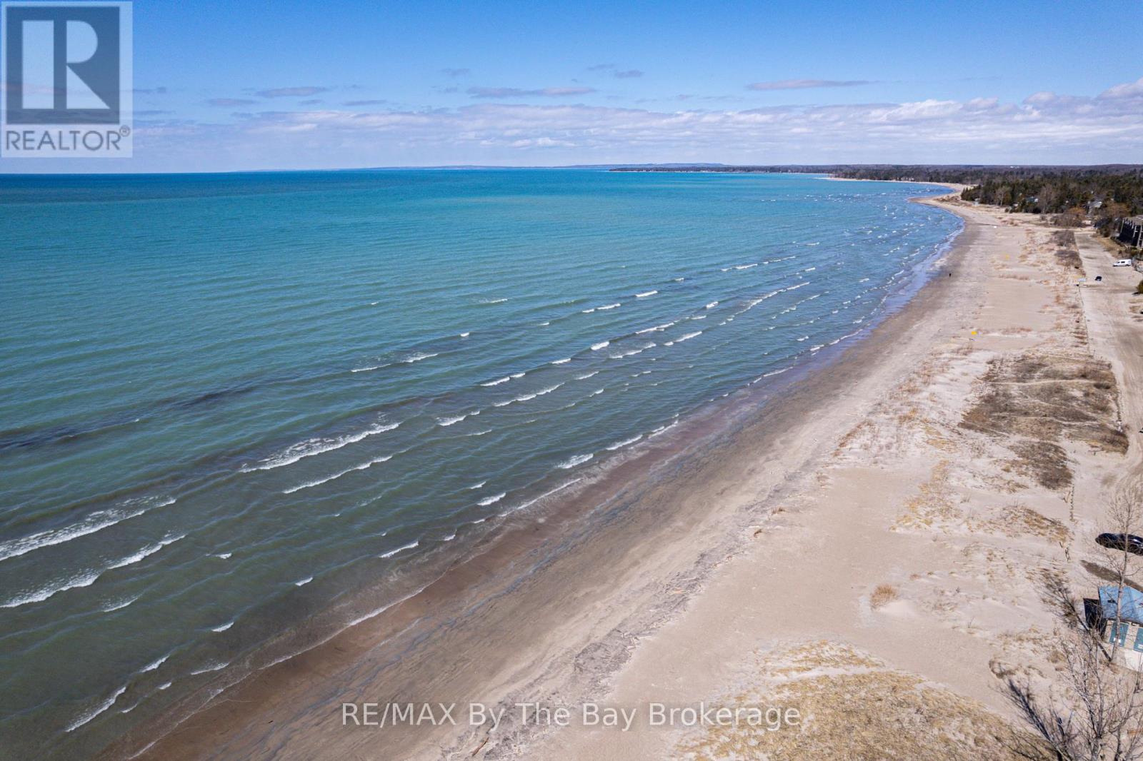 278 Coastline Drive, Wasaga Beach, Ontario  L9Z 2M4 - Photo 22 - S12115955