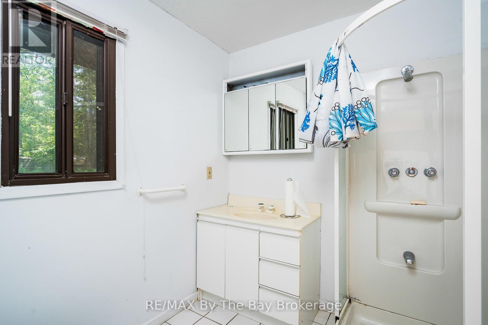156 Santos Lane, Wasaga Beach, Ontario  L9Z 2M1 - Photo 15 - S12115966