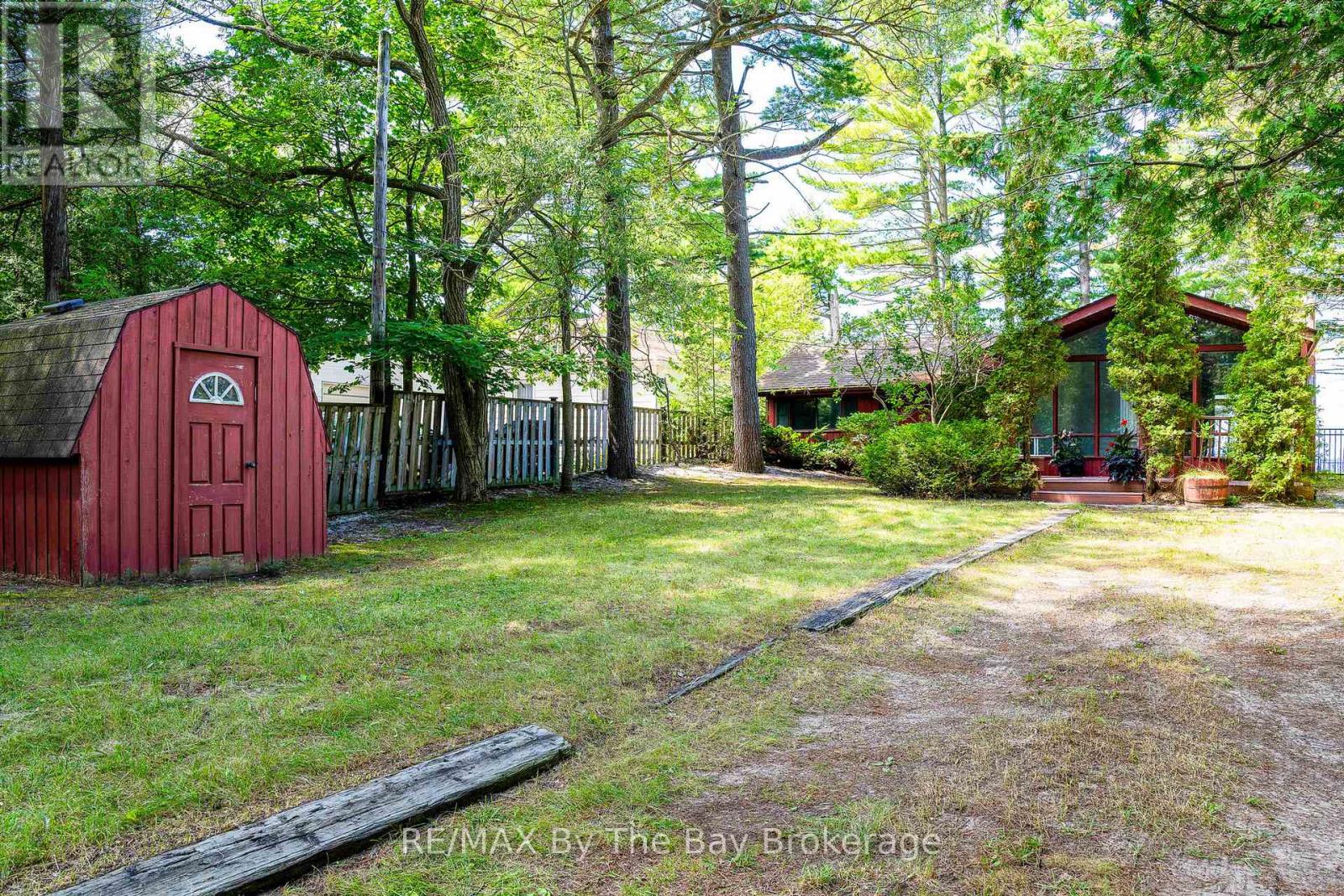156 Santos Lane, Wasaga Beach, Ontario  L9Z 2M1 - Photo 7 - S12115966