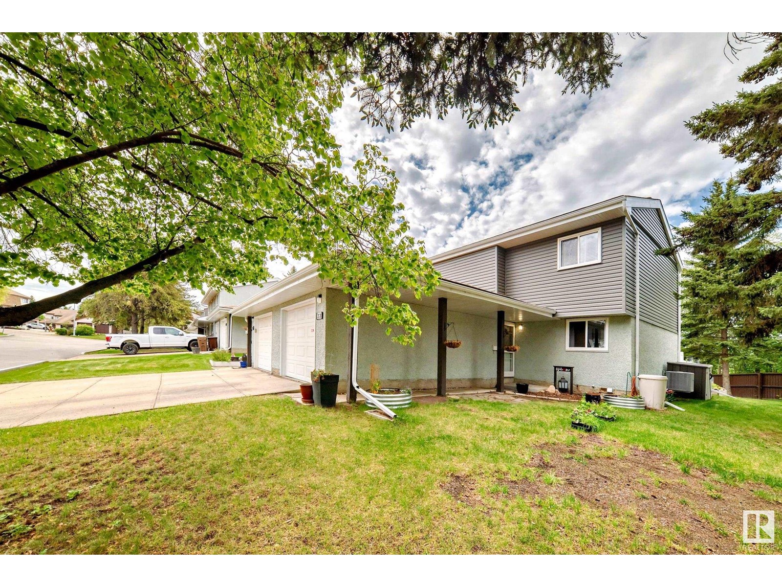 Property at 33 GRANDIN WOODS image 3