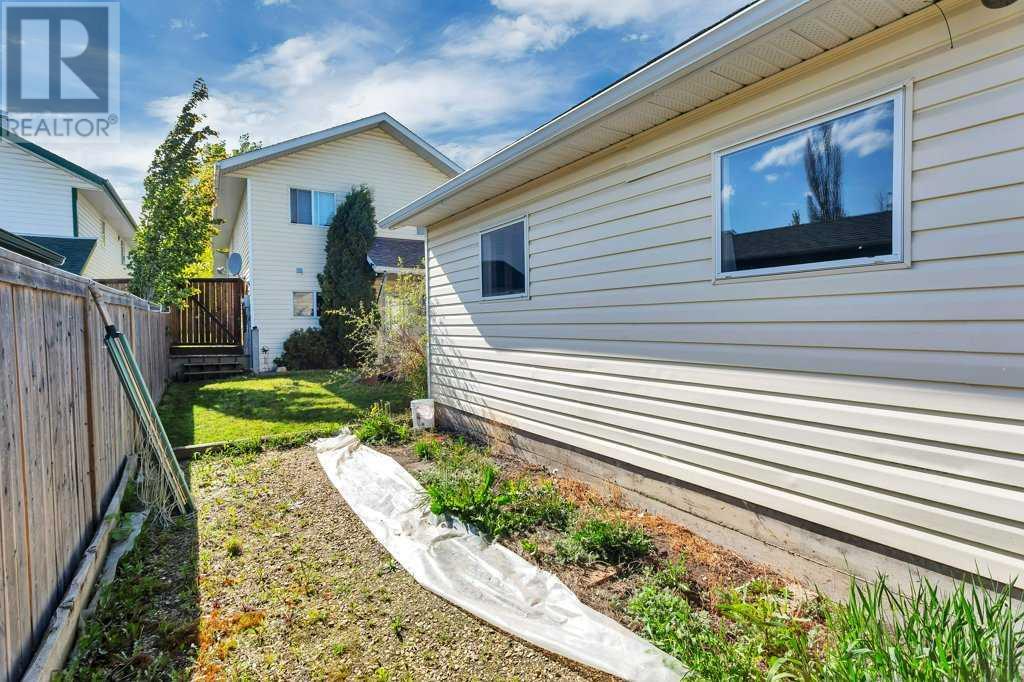 40 Country Ridge Close, Lacombe, Alberta  T4L 2H1 - Photo 44 - A2223794