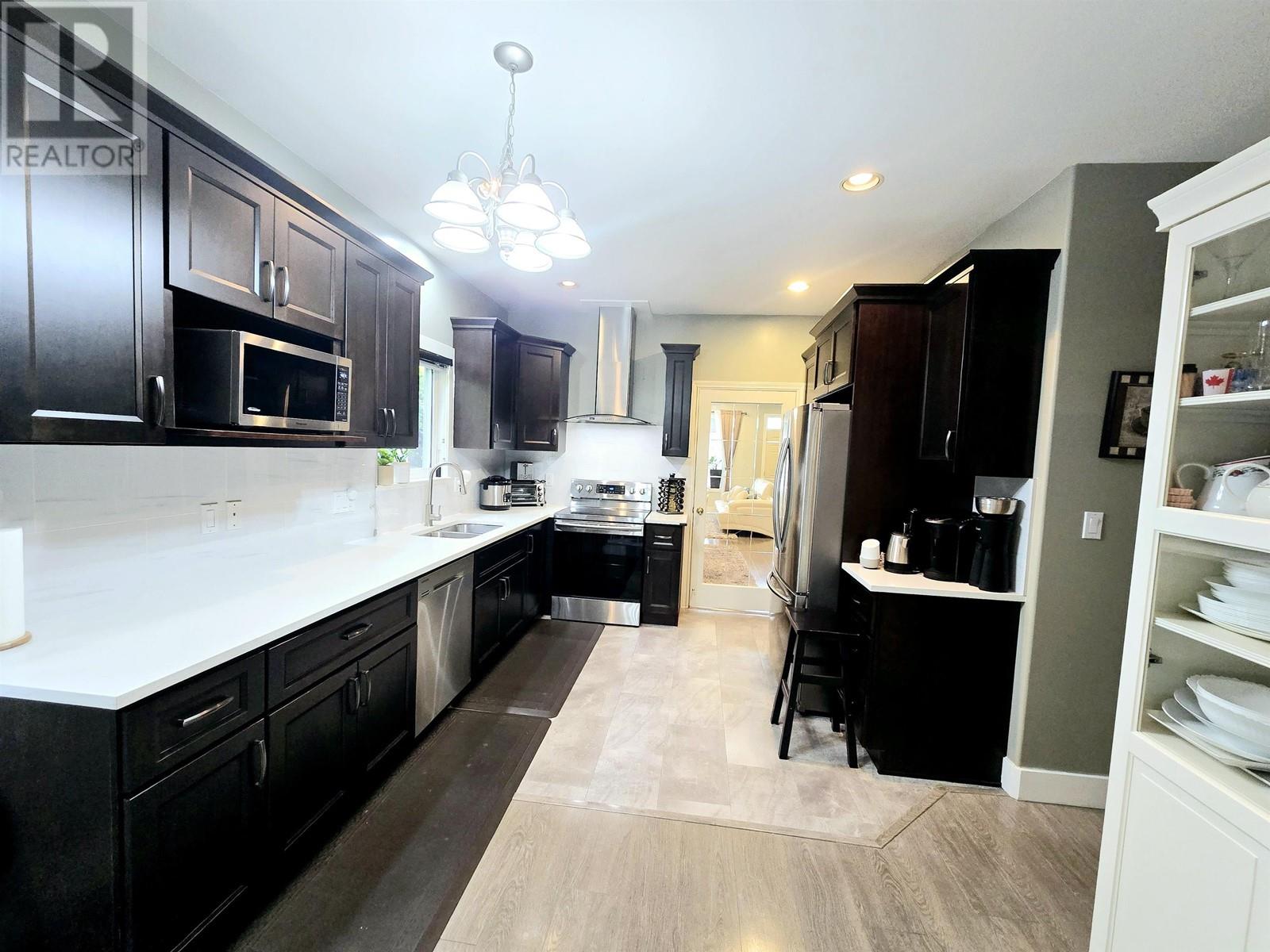 6333 Burns Street, Burnaby, British Columbia  V5E 1T3 - Photo 5 - R3002598