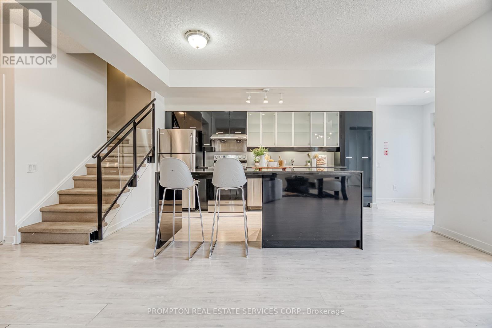 Th06 - 19 Singer Court, Toronto, Ontario  M2K 0B2 - Photo 15 - C12172168