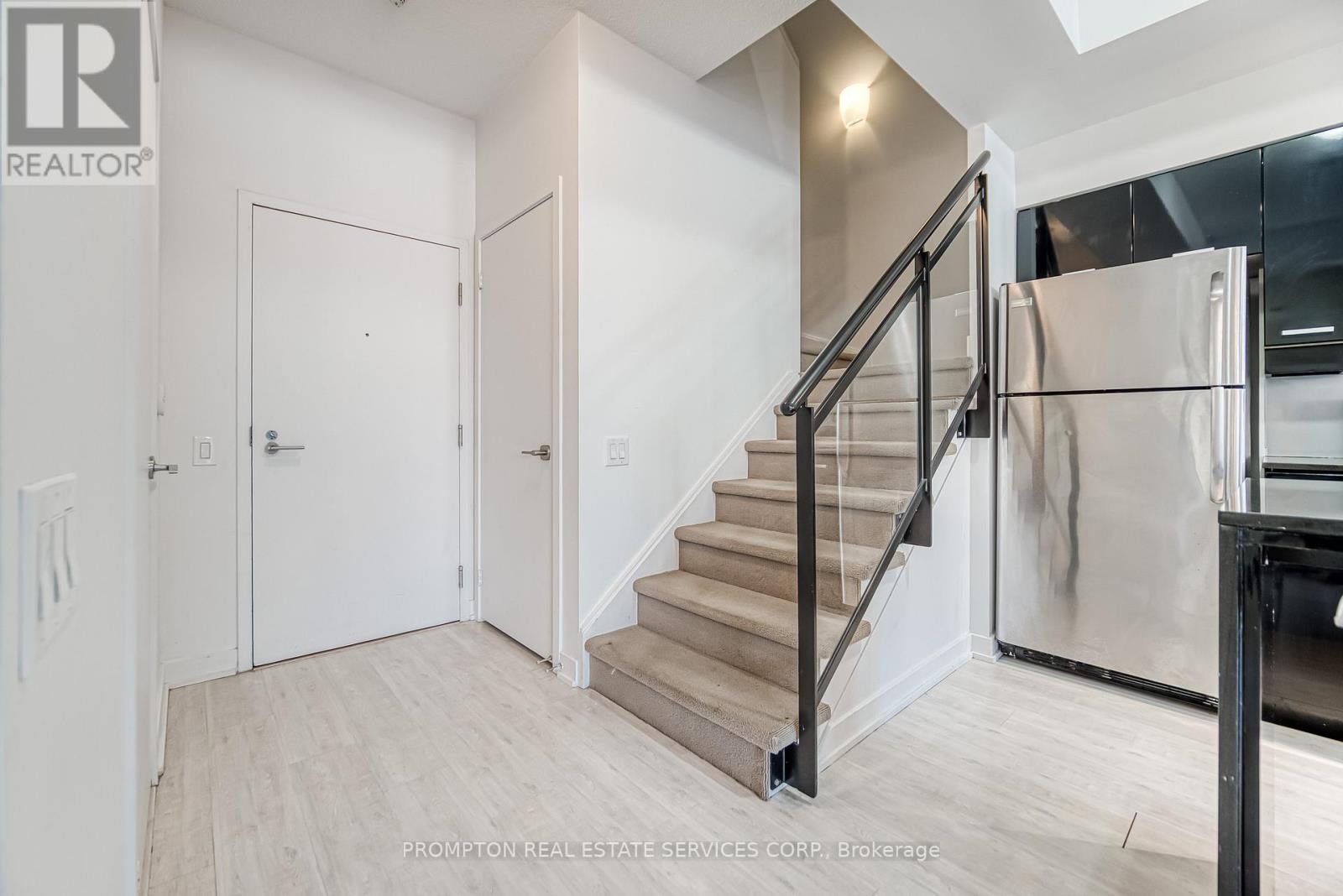Th06 - 19 Singer Court, Toronto, Ontario  M2K 0B2 - Photo 22 - C12172168