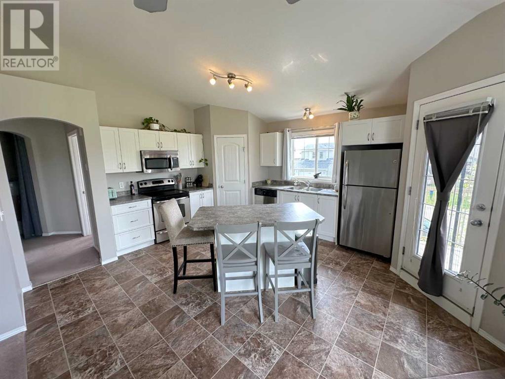 #1424, 31 Jamieson Avenue, Red Deer, Alberta  T4P 0H8 - Photo 3 - A2222932
