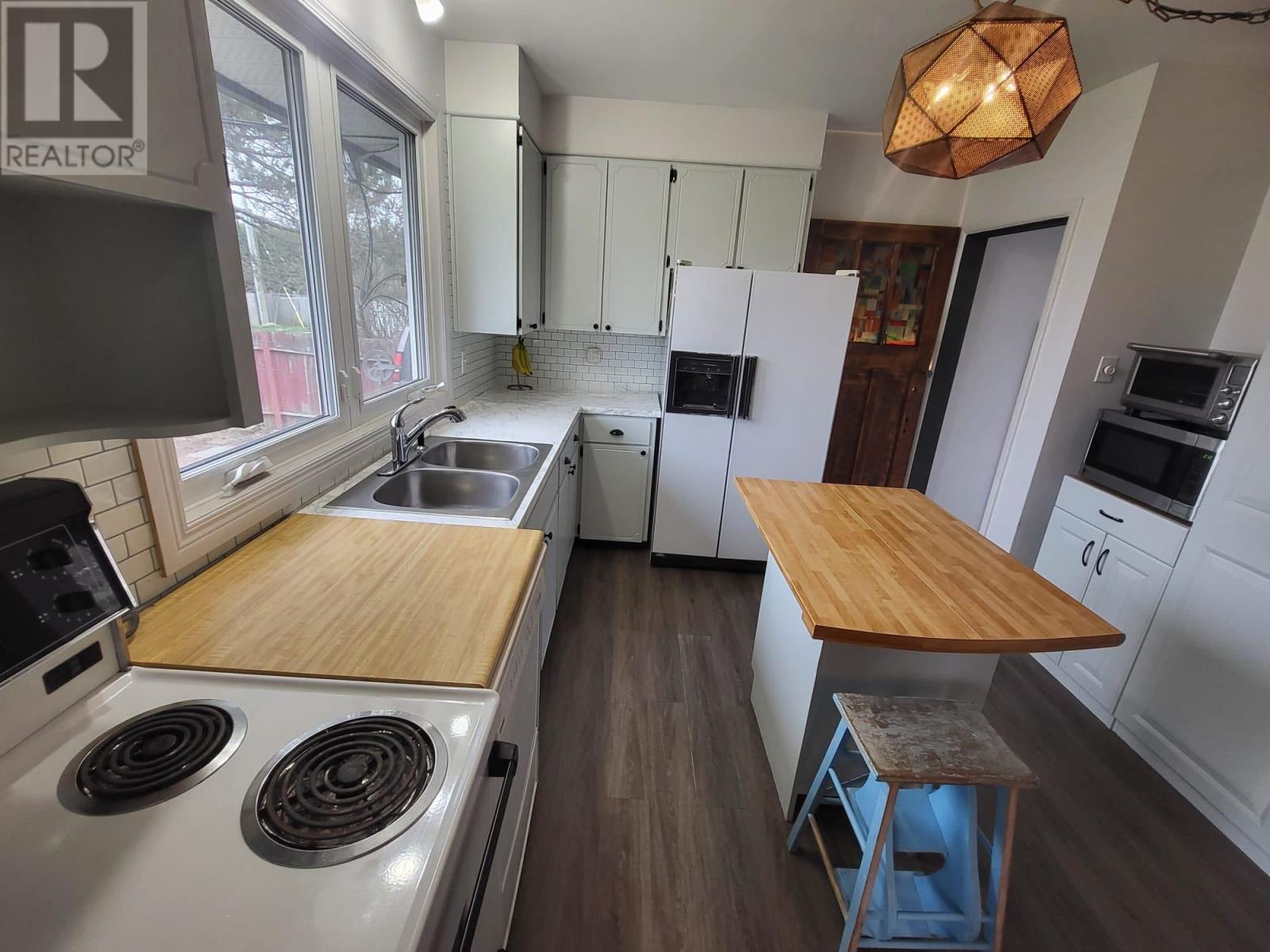 432 James St S, Thunder Bay, Ontario  P7E 2V5 - Photo 5 - TB251232