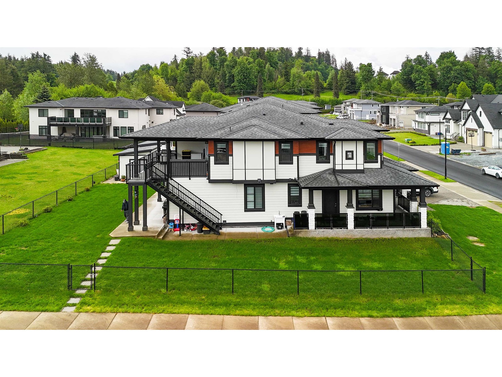 8726 Cleven Drive, Mission, British Columbia  V2V 0H8 - Photo 34 - R3004080