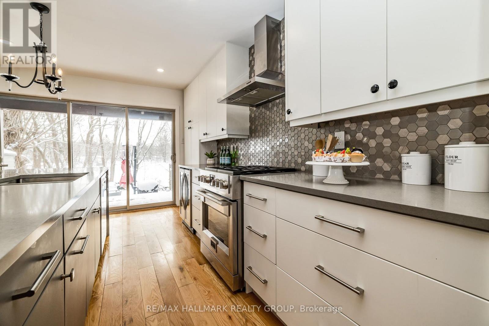 50 Belmont Avenue, Ottawa, Ontario  K1S 0V1 - Photo 13 - X12172182