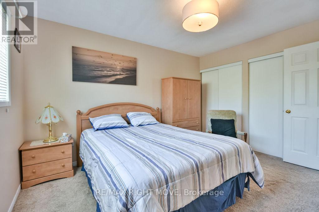 203 Dyer Drive, Wasaga Beach, Ontario  L9Z 1L9 - Photo 29 - S12172181