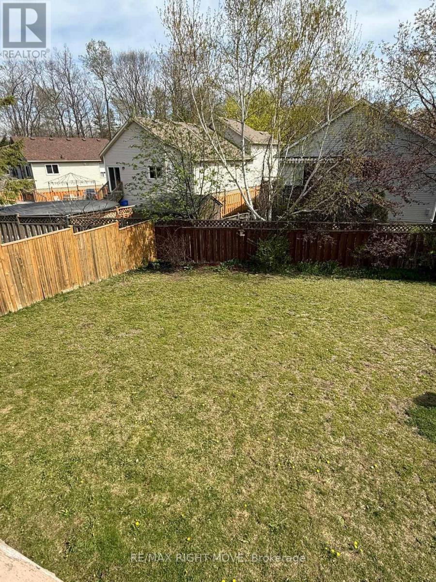 203 Dyer Drive, Wasaga Beach, Ontario  L9Z 1L9 - Photo 42 - S12172181