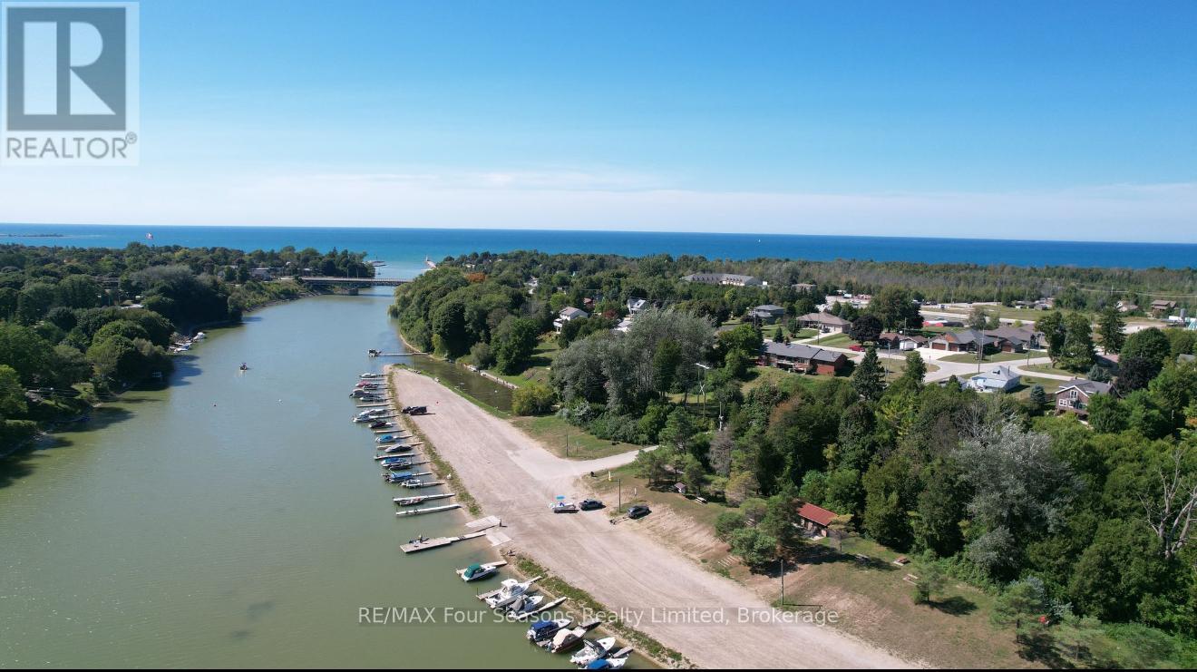 229 S Rankin Street, Saugeen Shores, Ontario  N0H 2L0 - Photo 6 - X12062589