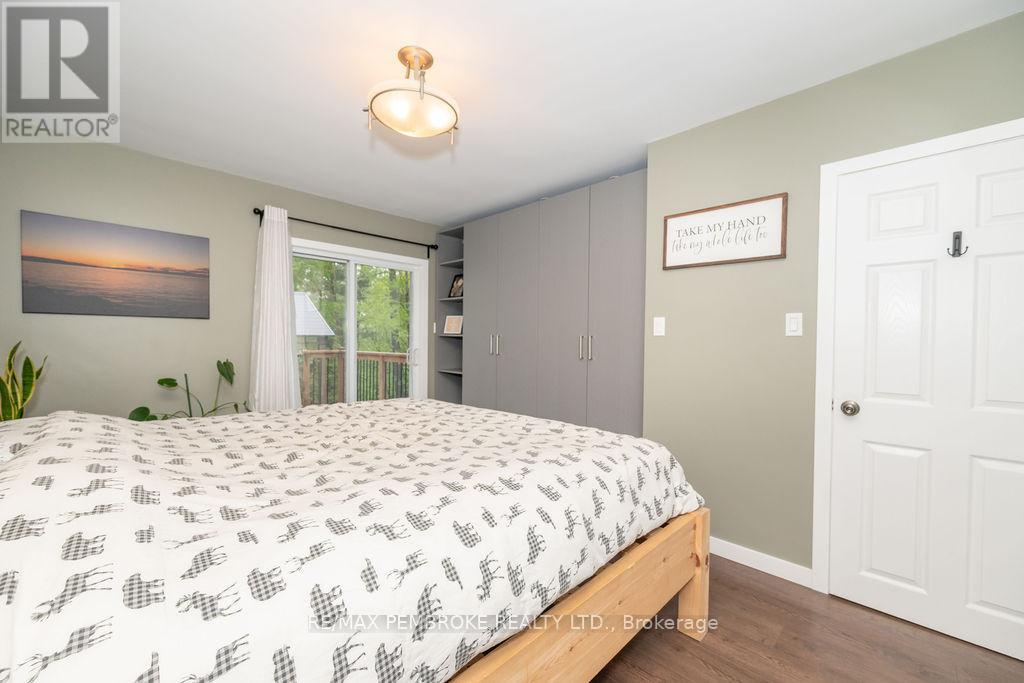 6 White Street, Petawawa, Ontario  K8H 1Z6 - Photo 20 - X12172192