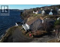 11 Sycamore Street