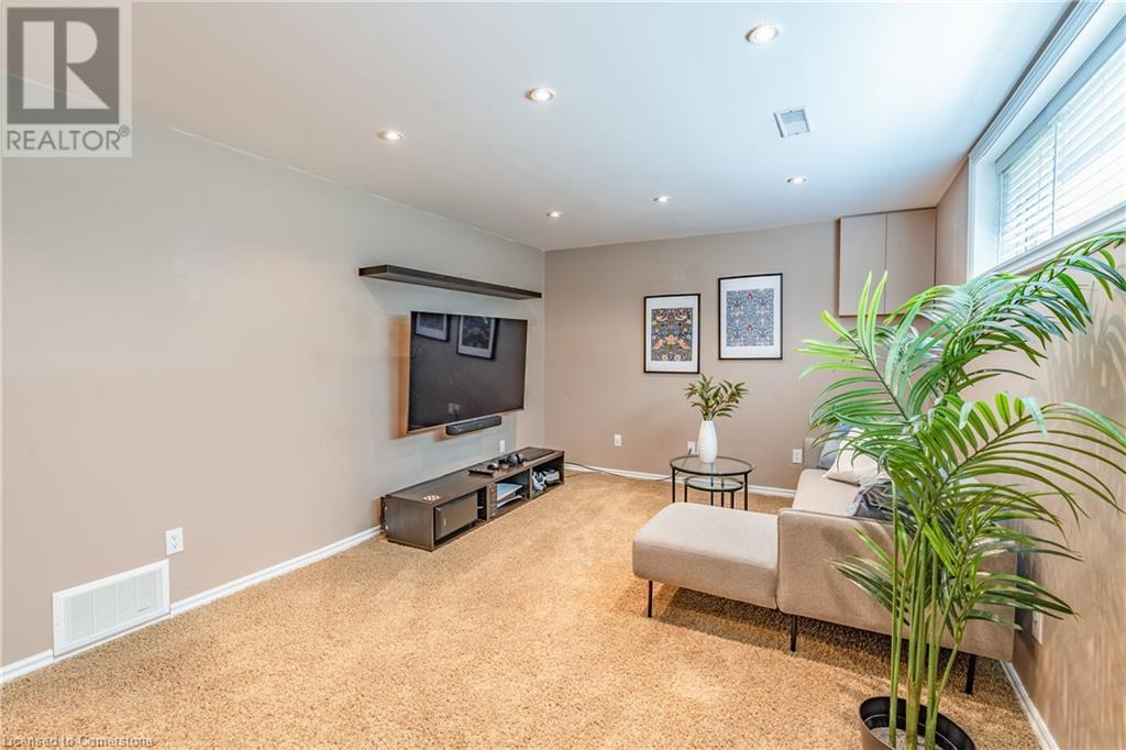 16 Nicklin Crescent, Guelph, Ontario  N1H 5E9 - Photo 35 - 40730022