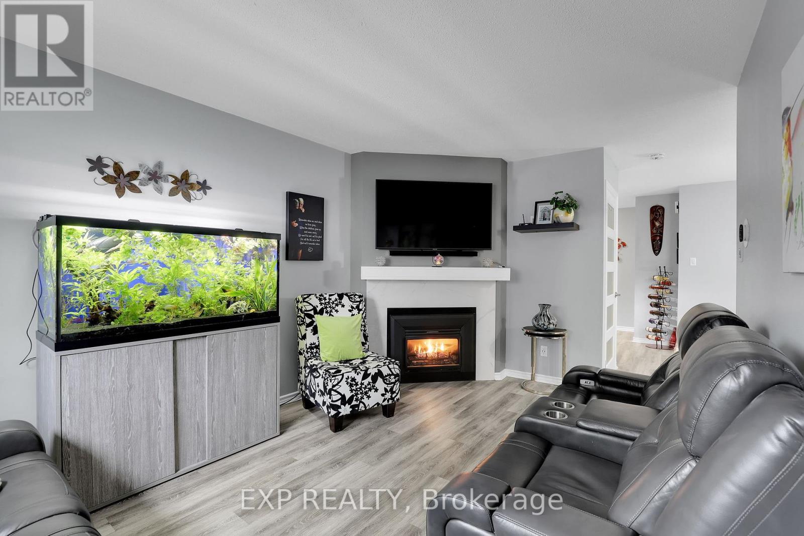 112 Claiborne Way, Ottawa, Ontario  K1E 3V9 - Photo 10 - X12172198