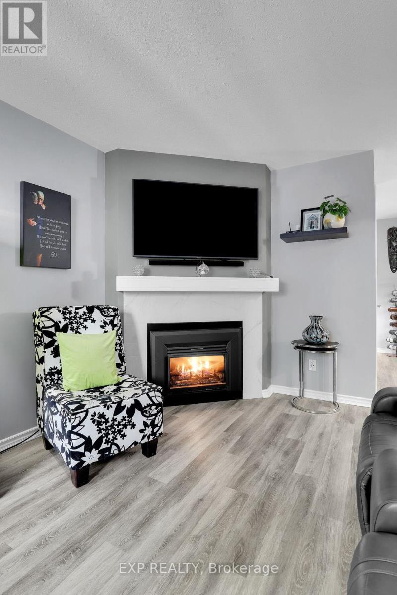 112 Claiborne Way, Ottawa, Ontario  K1E 3V9 - Photo 9 - X12172198