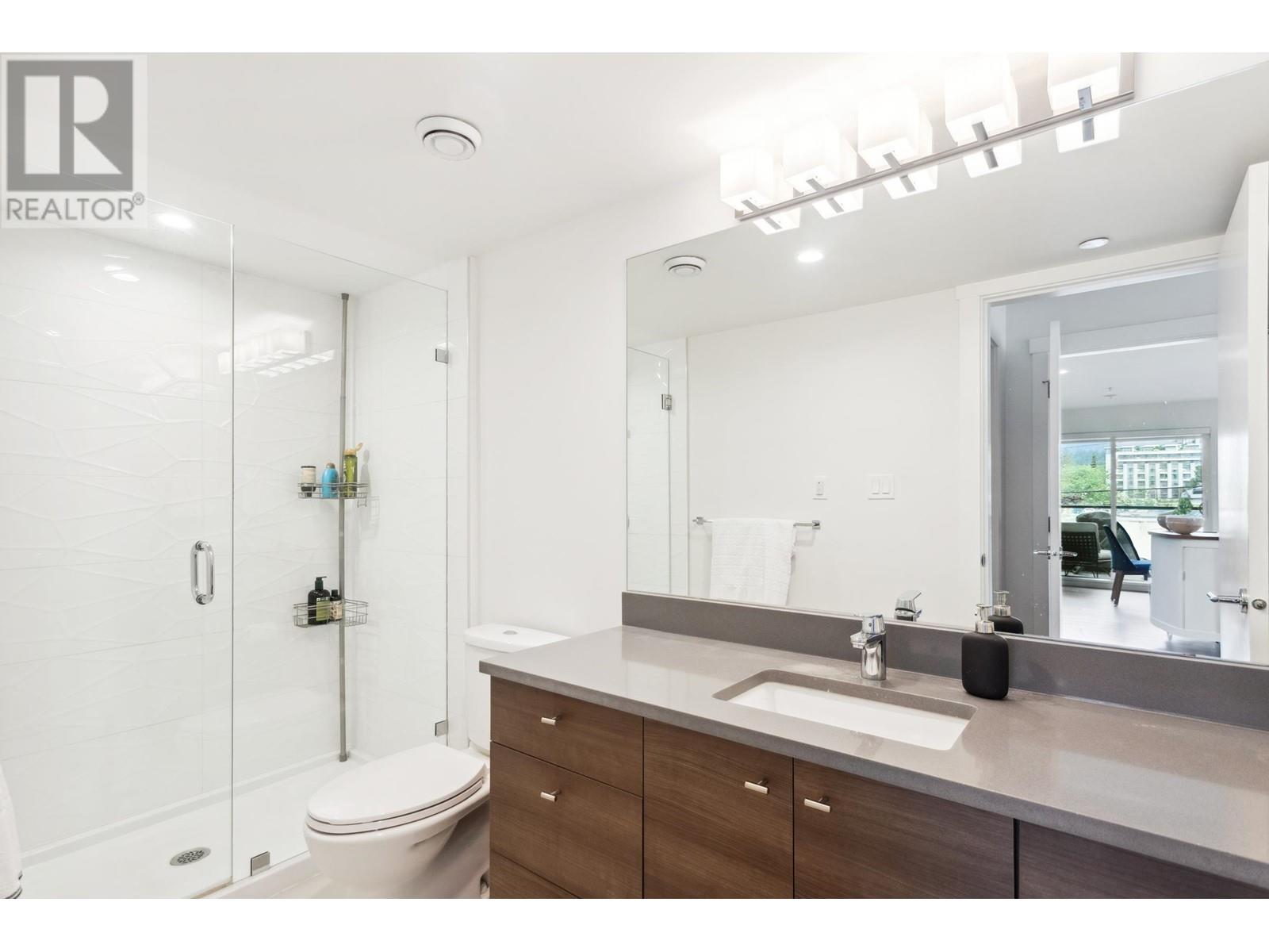 208 1519 Crown Street, North Vancouver, British Columbia  V7J 1G6 - Photo 16 - R3004231