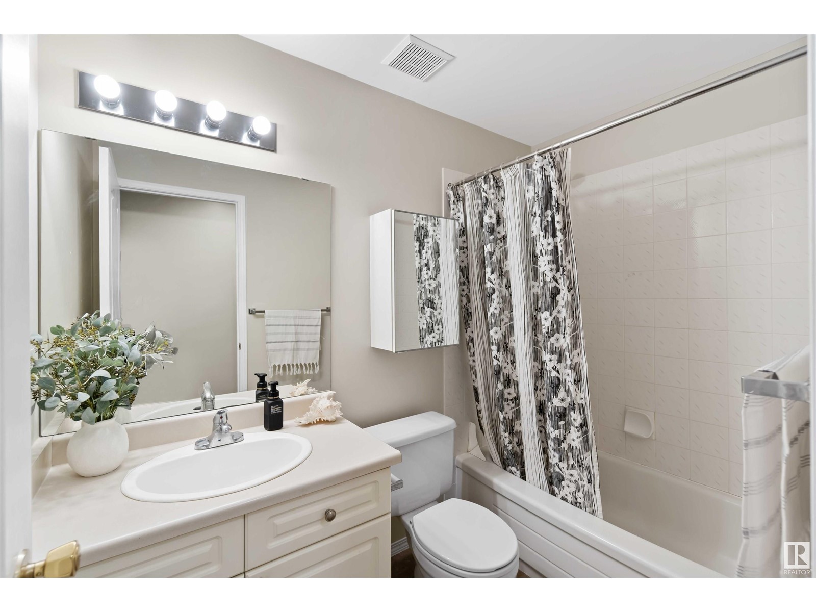 1168 Wedgewood Bv Nw, Edmonton, Alberta  T6M 2L5 - Photo 42 - E4438474