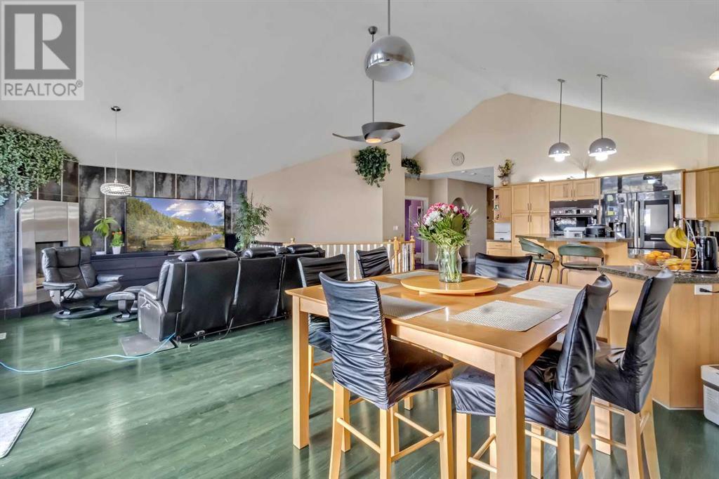 627 East Chestermere Drive, Chestermere, Alberta  T1X 1A4 - Photo 15 - A2214756