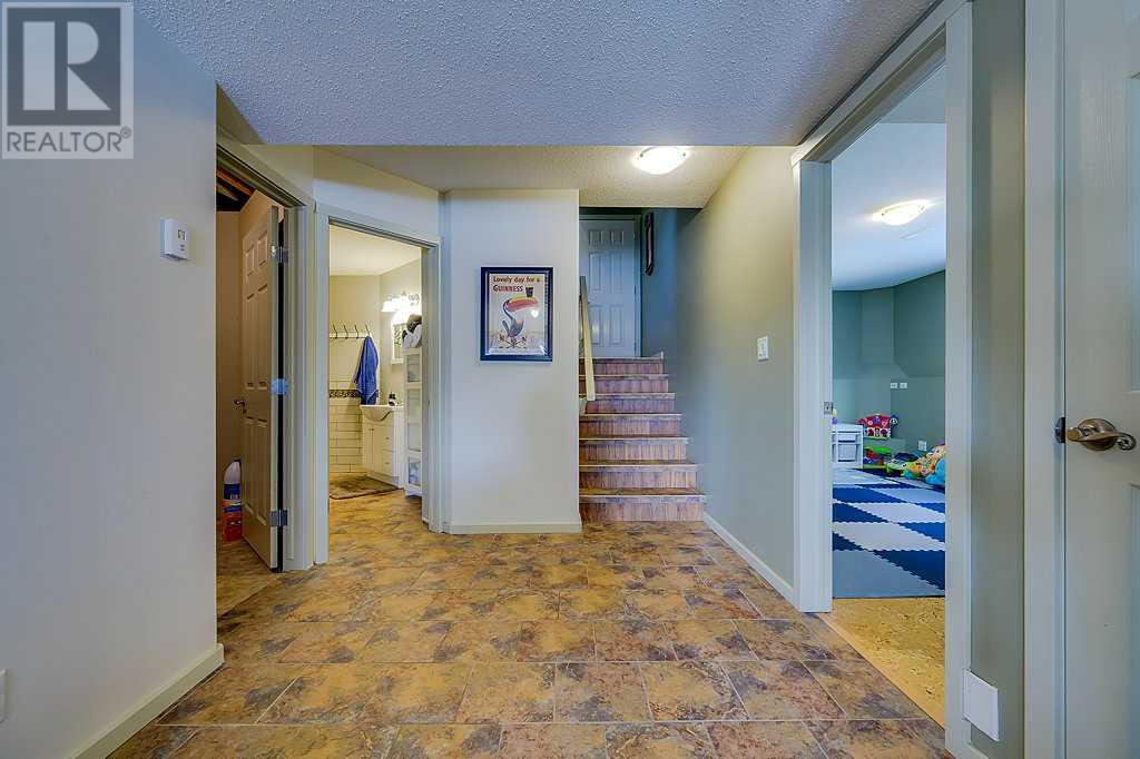 112 Vanson Close, Red Deer, Alberta  T4R 0G9 - Photo 24 - A2217108