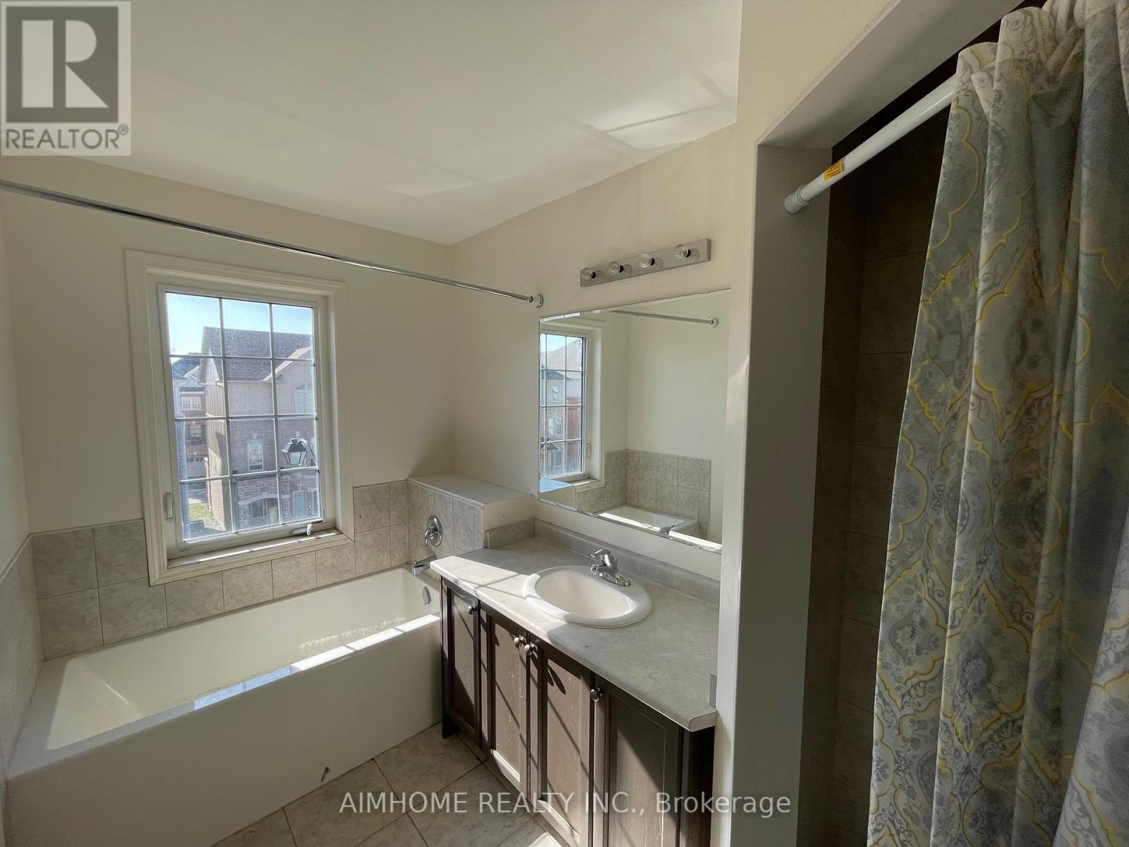 92 Ainley Road, Ajax (Central East), Ontario  L1Z 0S9 - Photo 10 - E12065340