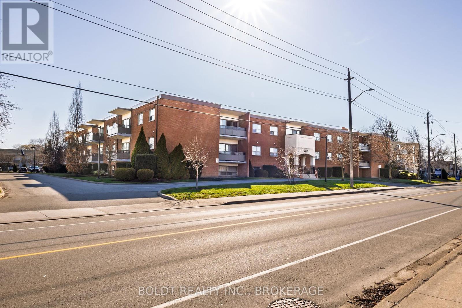 201 - 242 OAKDALE AVENUE, St. Catharines, Ontario