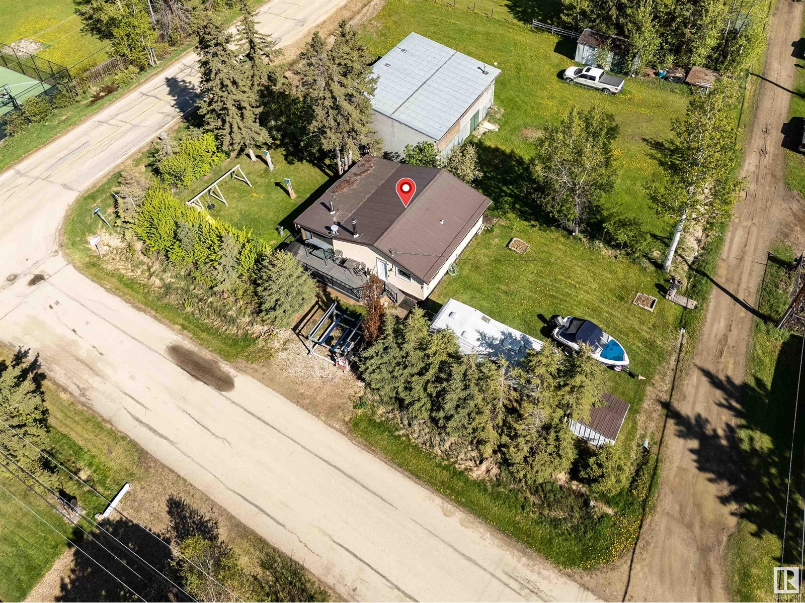 5802 50 St, Rural Wetaskiwin County, Alberta  T0C 2C0 - Photo 3 - E4433024