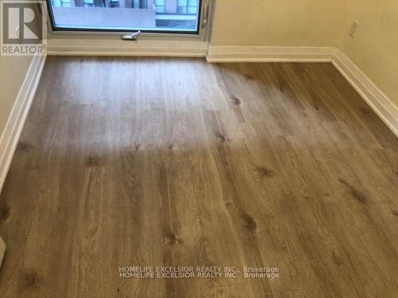 801 - 21 Carlton Street, Toronto, Ontario  M5B 1L2 - Photo 23 - C12172220