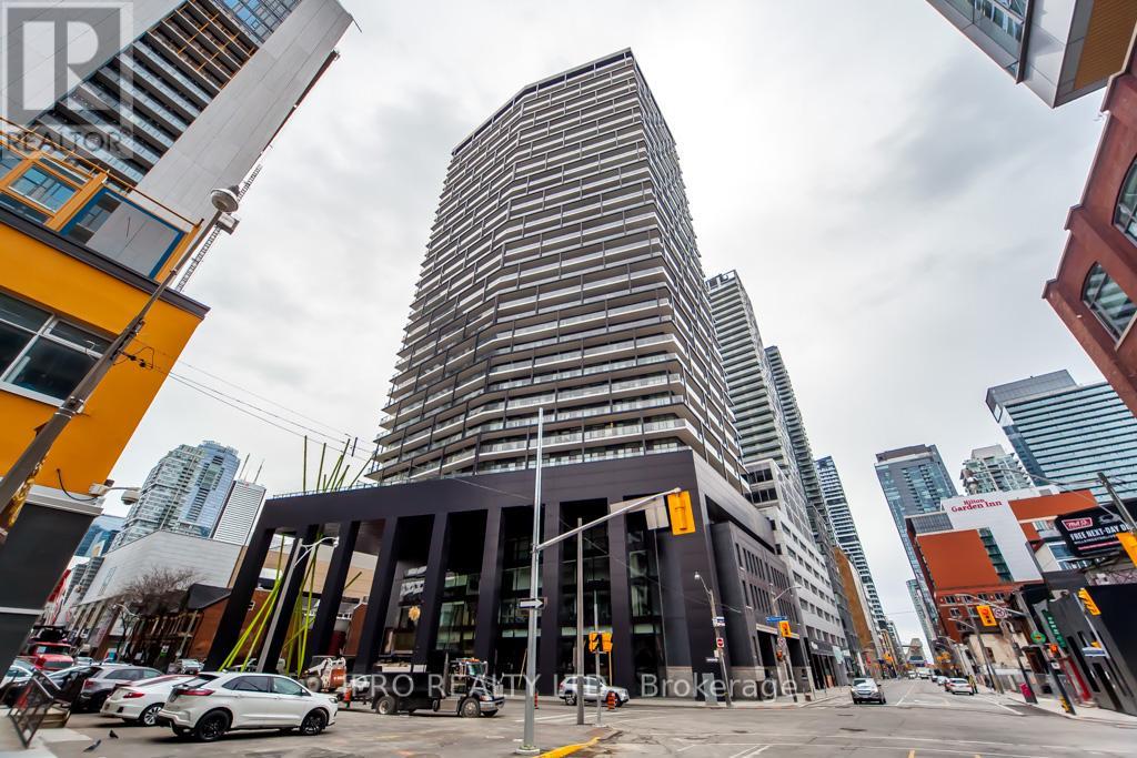 2212 - 125 PETER STREET, Toronto, Ontario