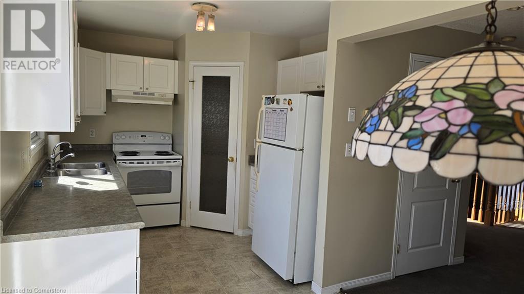 41 Wellington, Cambridge, Ontario  N1R 3Y6 - Photo 17 - 40708312