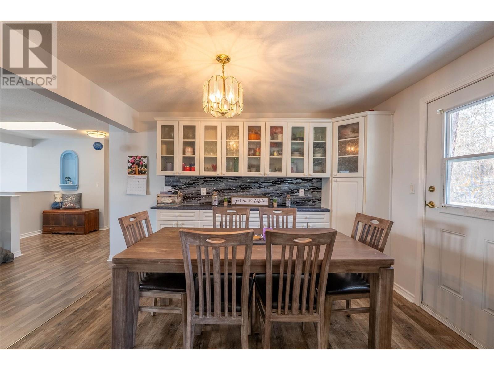 705 8TH Avenue, Montrose, BC V0G1P0