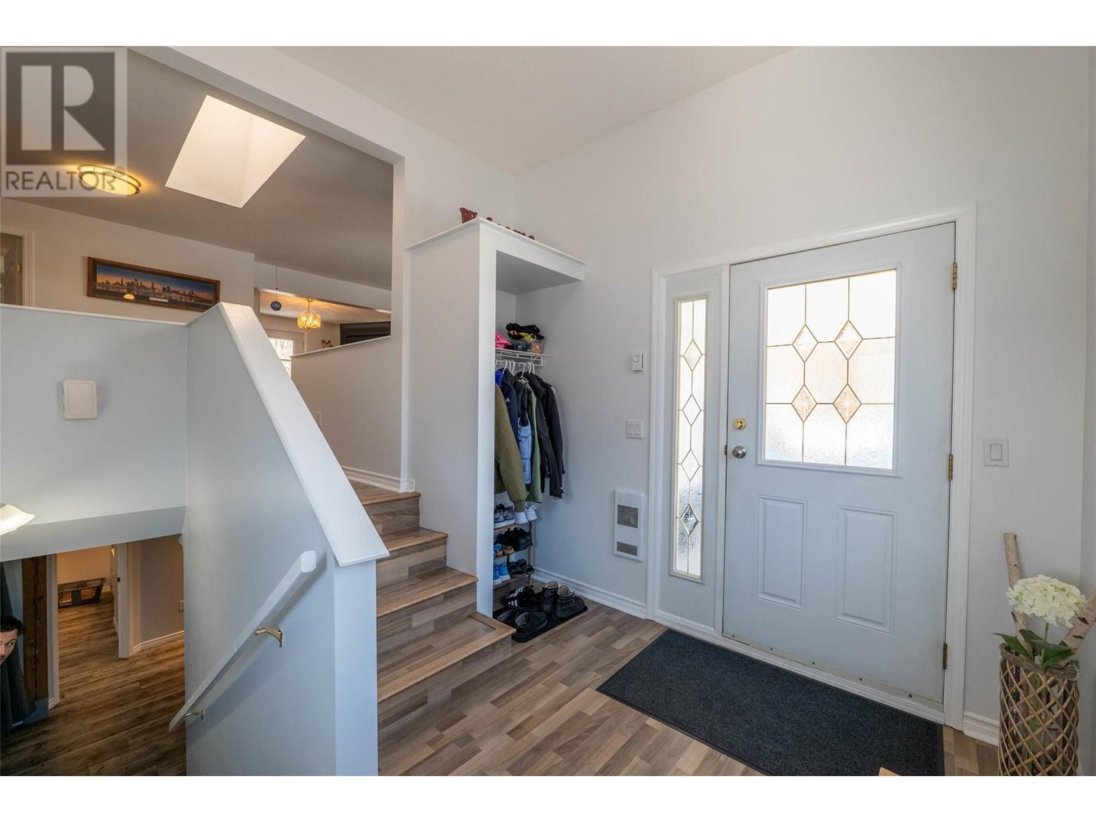 705 8th Avenue, Montrose, British Columbia  V0G 1P0 - Photo 47 - 10336413
