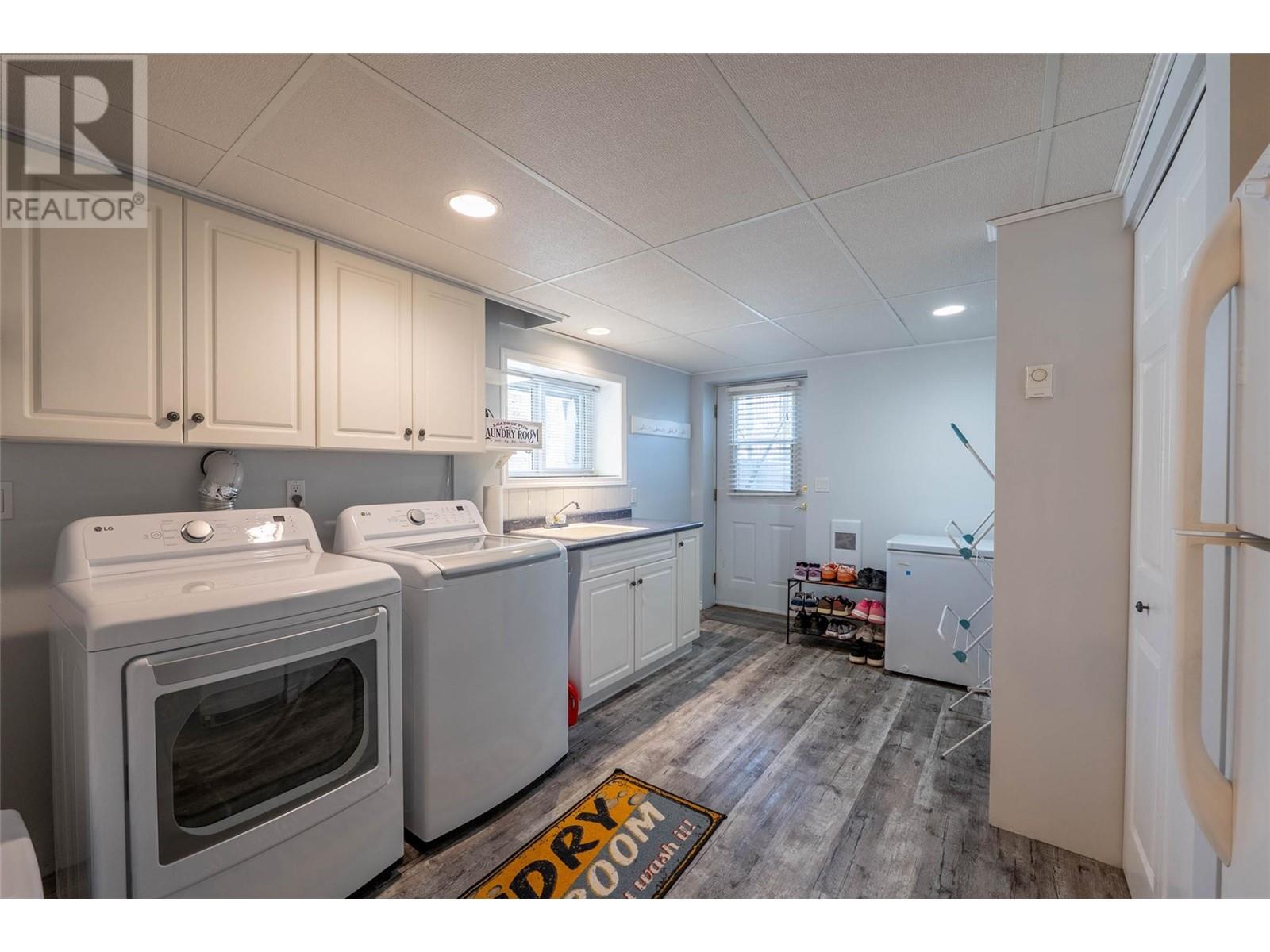 705 8th Avenue, Montrose, British Columbia  V0G 1P0 - Photo 51 - 10336413